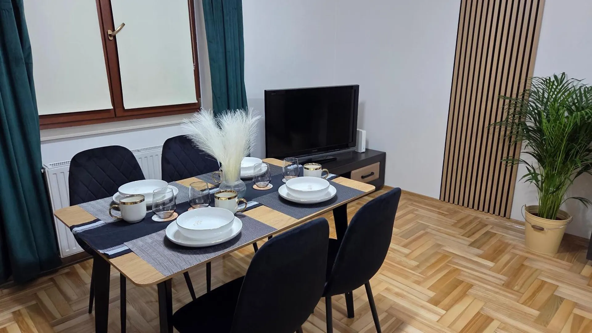 Apartment Apartament Gold Blisko Wawelu Krakow Poland